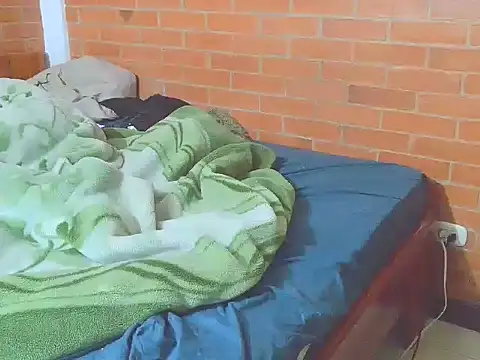 johan70sexy live cam on StripChat