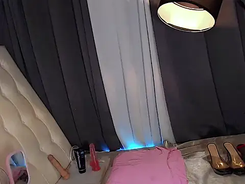 Foxxy_Barbie webcam