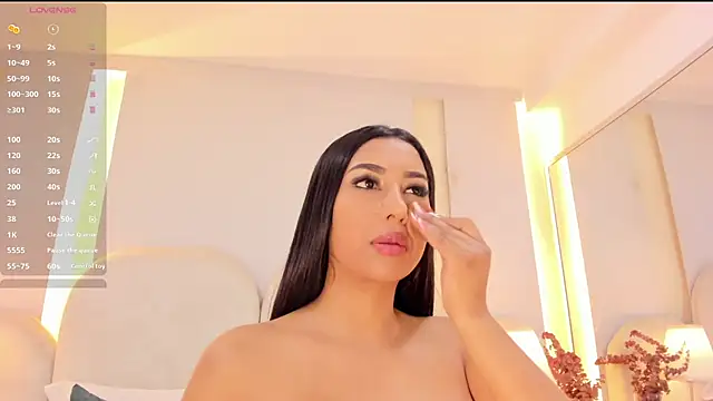 SalomeeBell webcam