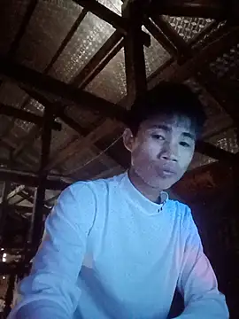 Nhyy_xx live cam on StripChat