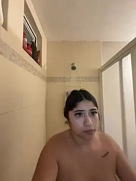 Monica17 webcam