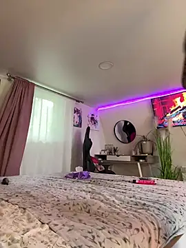 -MaybeBaby- webcam