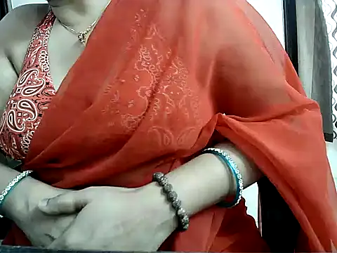 O_Ginni webcam