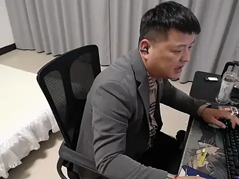 zhang1118 webcam
