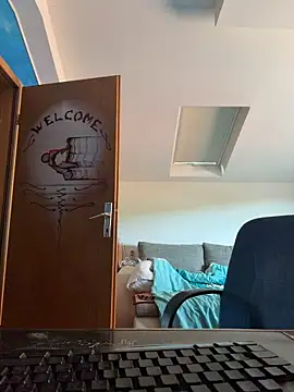 Dejanaceking webcam