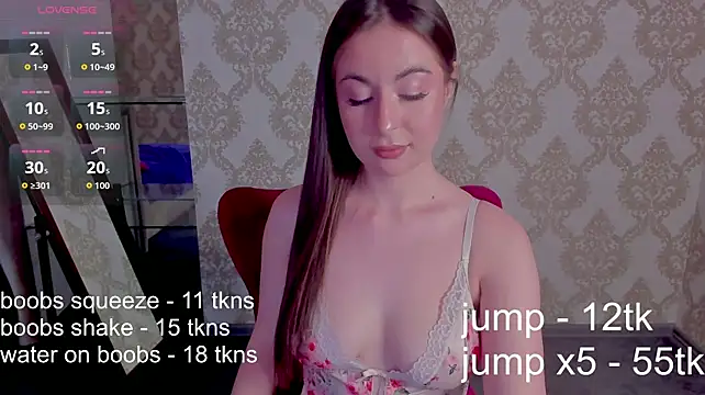 Kaylee_Blush live cam on StripChat