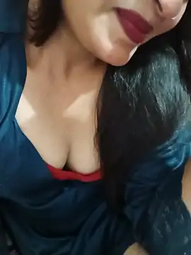 Cute_vergingirl live cam on StripChat
