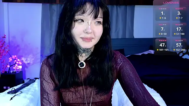 Lein_Bone live cam on StripChat