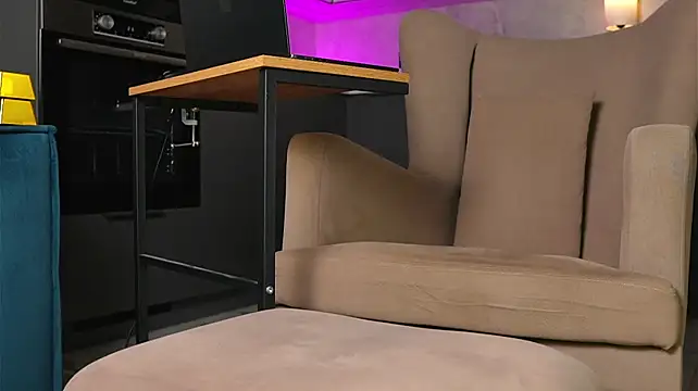 Yourfreebird webcam