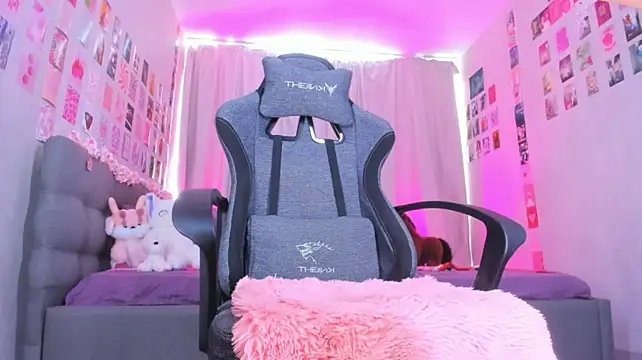 Eva_Harper webcam