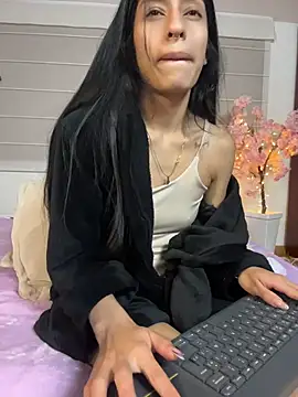Lucyjoi webcam