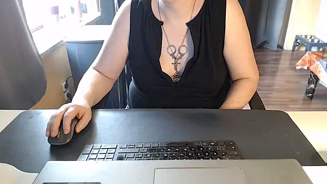 SweetPhoenix76