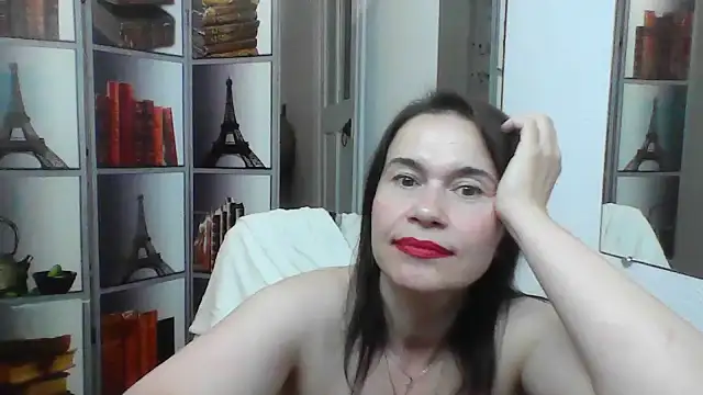 Selena_Moo
