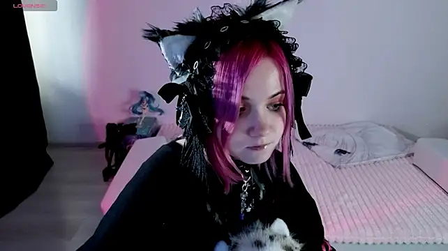 Hikkacat