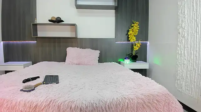 Kim__Pink