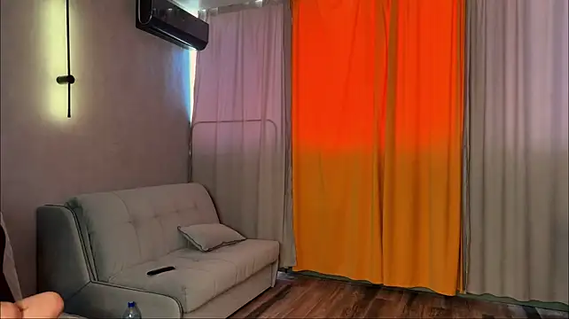 GlorryBooty webcam