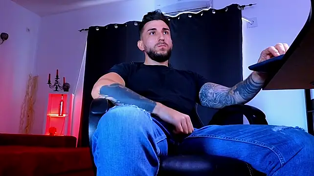 MightyAaron66 webcam