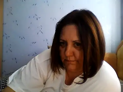 LockyCharm111 webcam