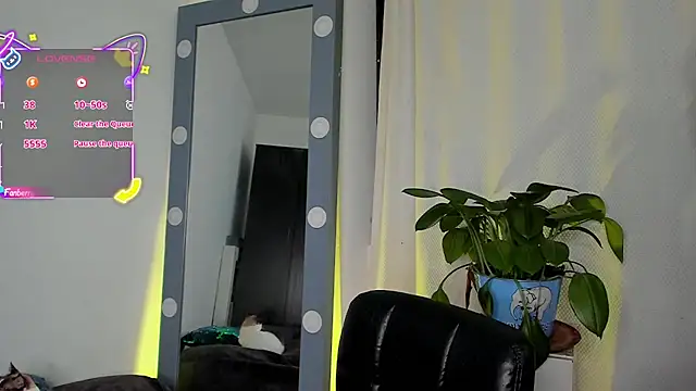AmbarDupont_ webcam