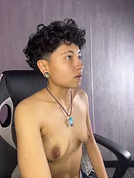 ian_mathias_'s room