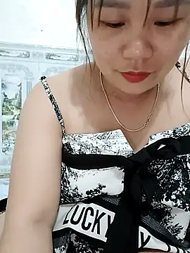 webcam chatroom -Nani 