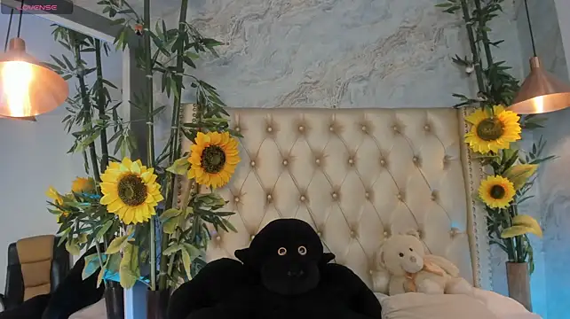 LittleeJaz webcam