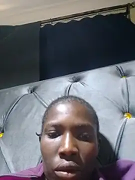 cute_maxmillah webcam