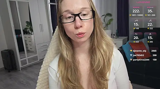 Eve_Sin live cam on StripChat