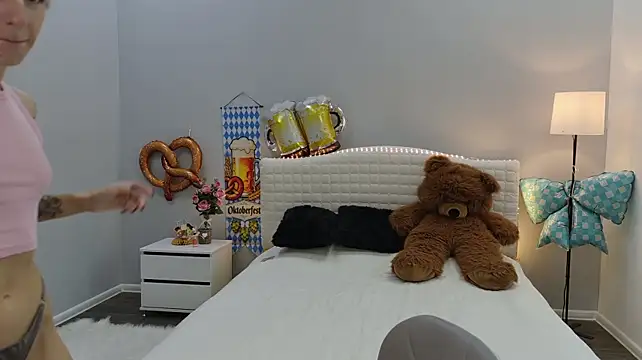 DeboraHorny live cam on StripChat