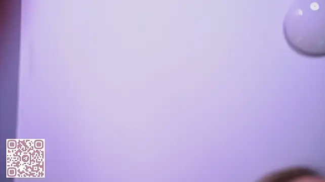 OliviaKis_ webcam