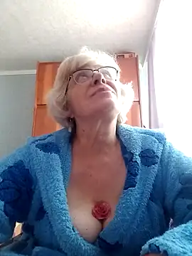 52MiaLove02 live cam on StripChat
