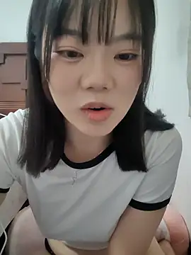 520Winnie live cam on StripChat