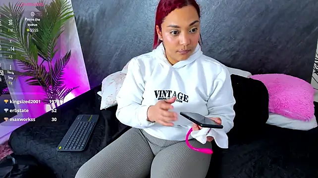 AlanaRivers live sex cam