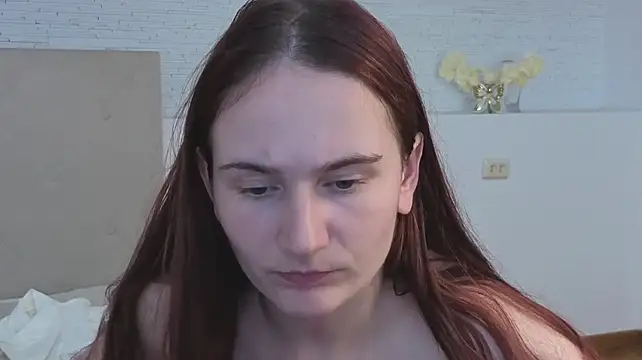 L1ittle_kitty_ live cam on StripChat