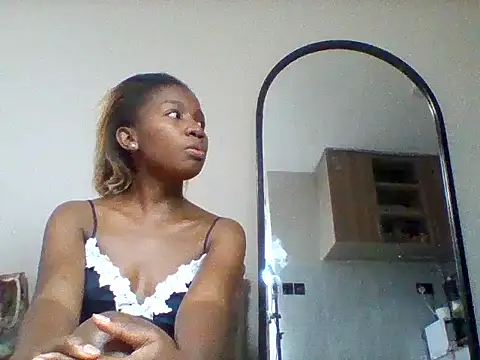 hotlittlemiss webcam