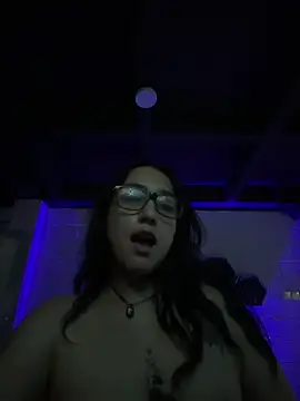 Ravelyn__ webcam