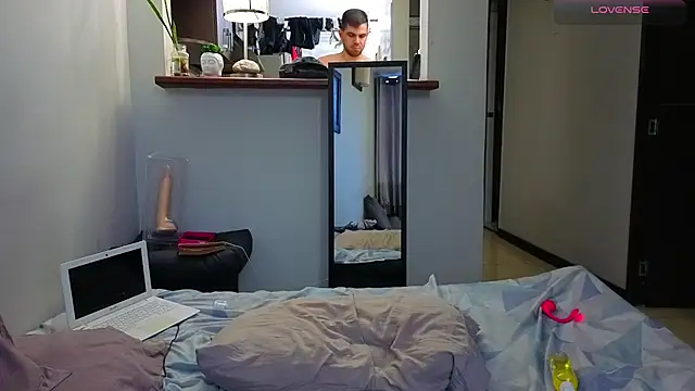 Matiashorney webcam