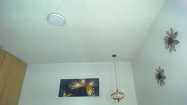 sasi_luna live cam preview