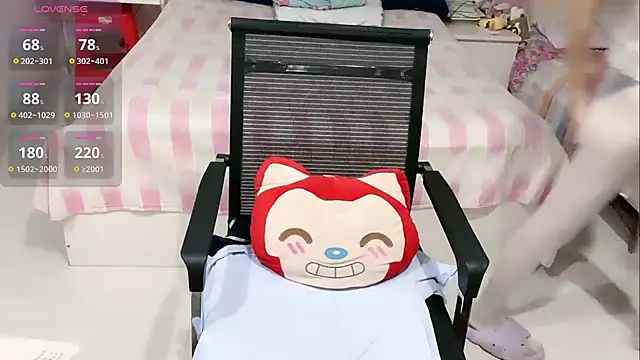 miaomiao-99 webcam