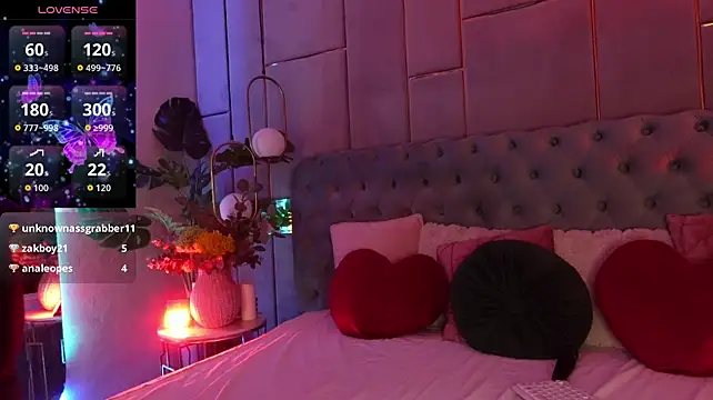 AmberRiso live cam on StripChat