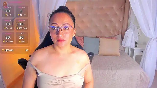 evazul live cam on StripChat