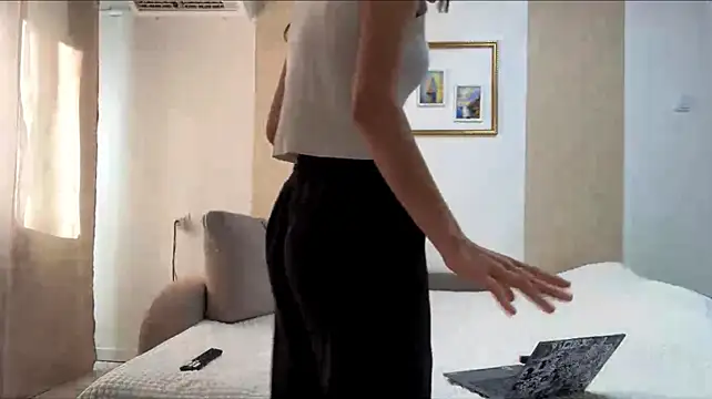 Bellamirror