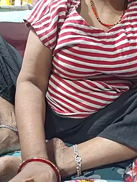 SONIYABHABHI90 webcam