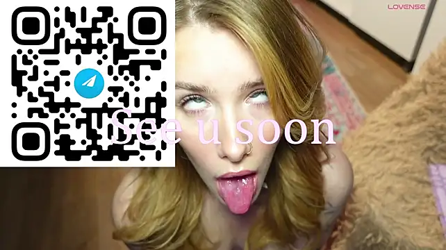 SpiceJessy live cam on StripChat