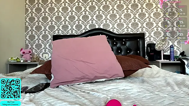 MadalynNosel webcam
