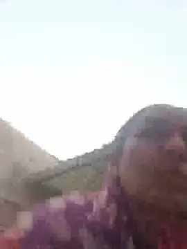 Priya_cutR webcam