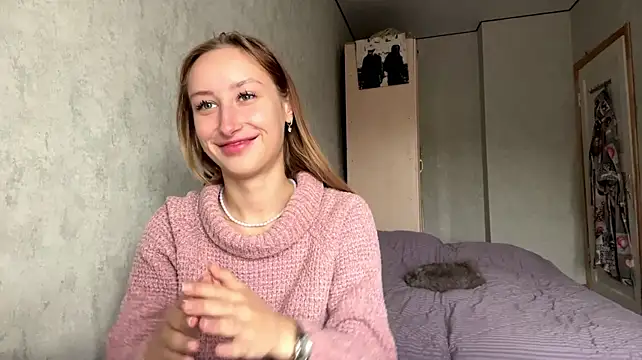 AleneLaurente webcam