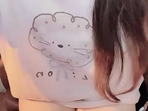 Cherry_Xyz webcam