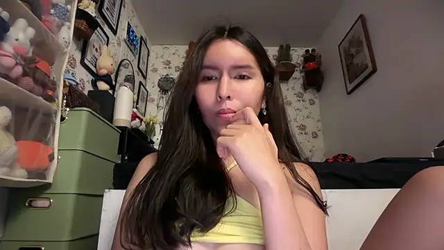 SensualSanya webcam