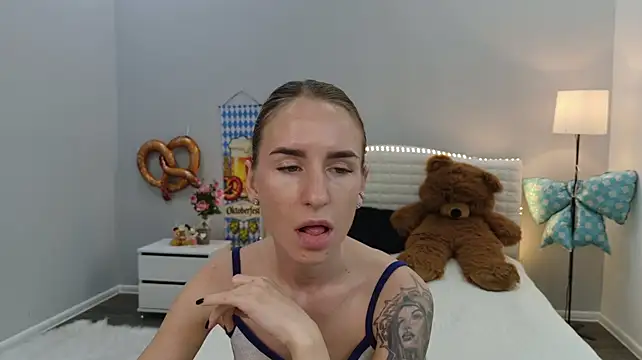 DeboraHorny webcam